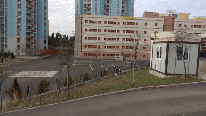 Nuri Pakdil Anadolu Lisesi Kuzeykent Ankara